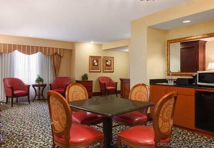 Radisson Cedar Rapids